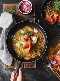 Le Creuset Bratpfanne Signature Collection Mit Innenemaille Und Holzgriff â Bild 5